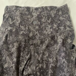 Lululemon leggings